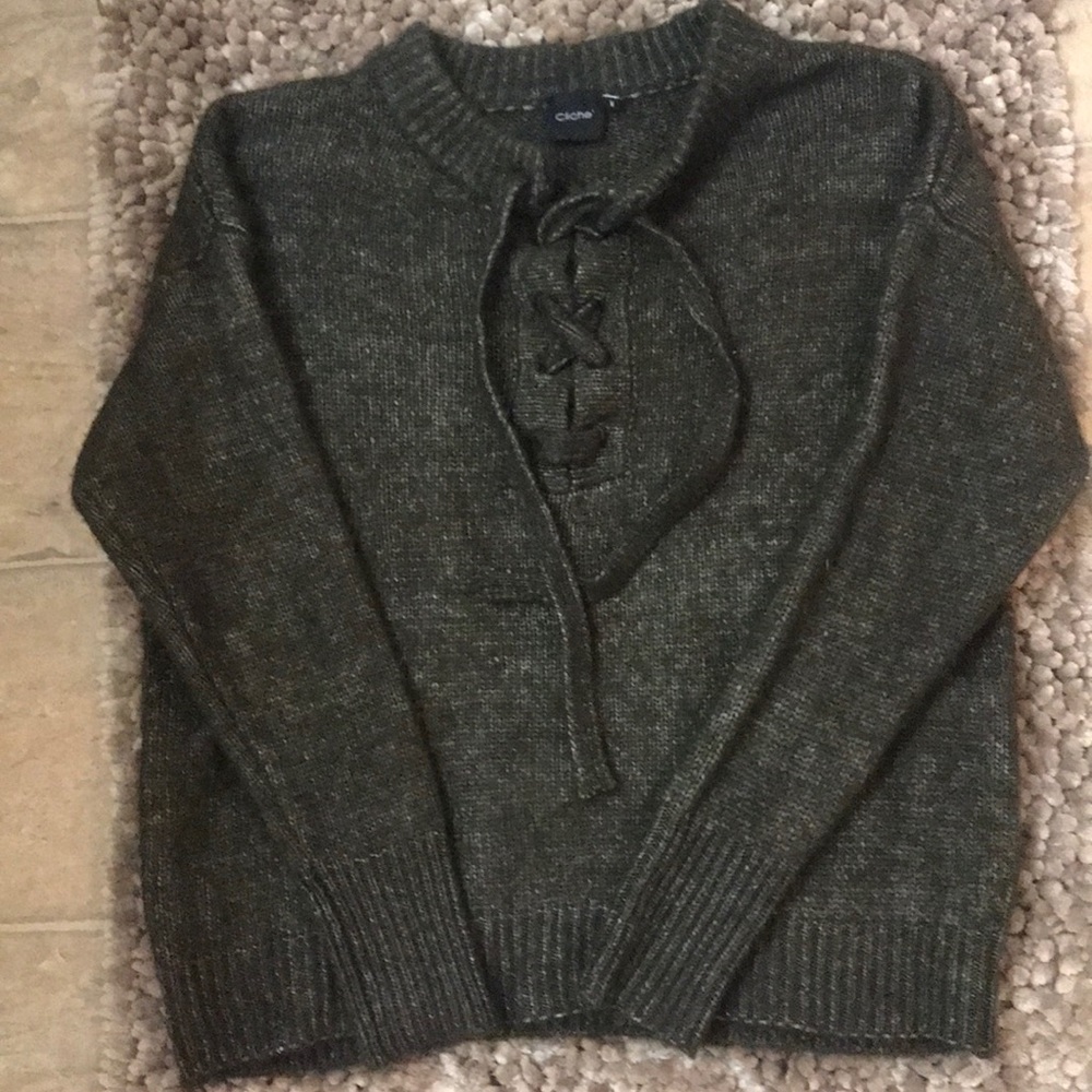 Cliche warm comfy sweater size M